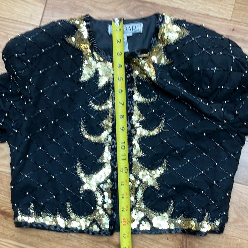 A.J. Bari Elegant Black Silk beaded cropped jacket sz 8 - Picture 9 of 9